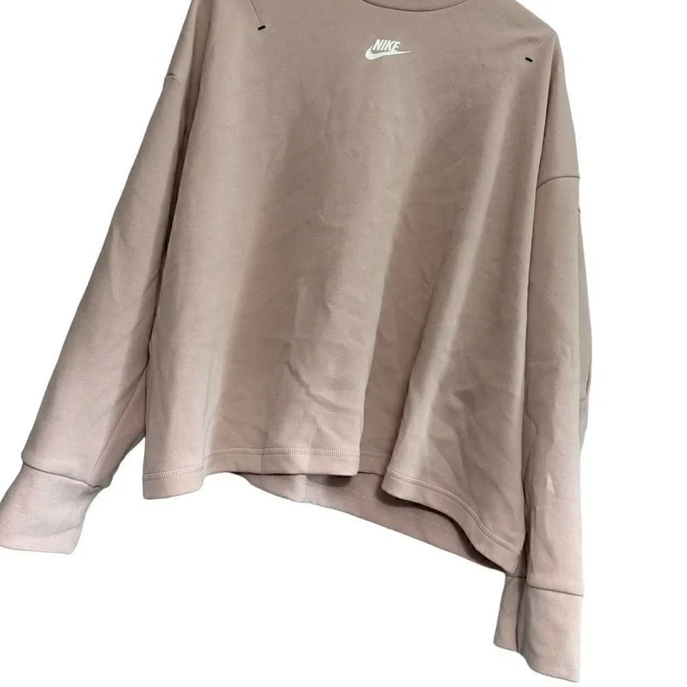Nike women sportswear